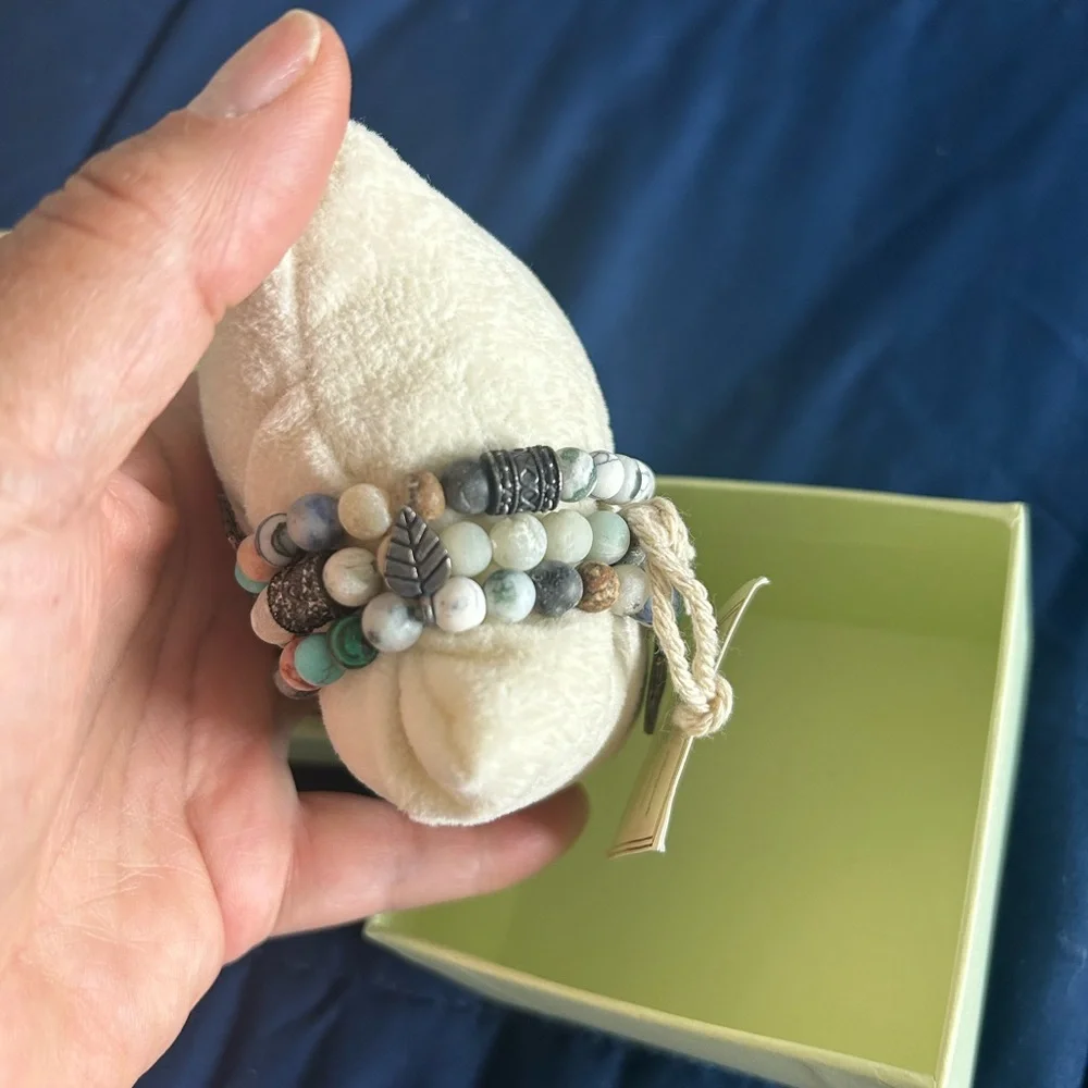 LUXE BRACELET COLLECTION • Arm Candy Bracelet • - Picture 7 of 10